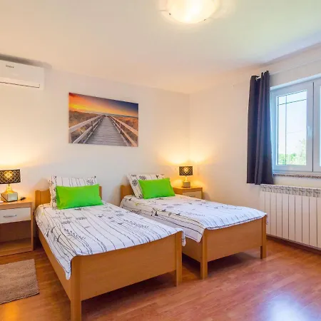 Appartement Cancar-1 By Interhome
