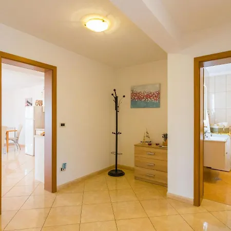 Cancar-1 By Interhome Appartement Poreč