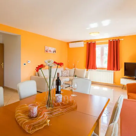 Cancar-1 By Interhome