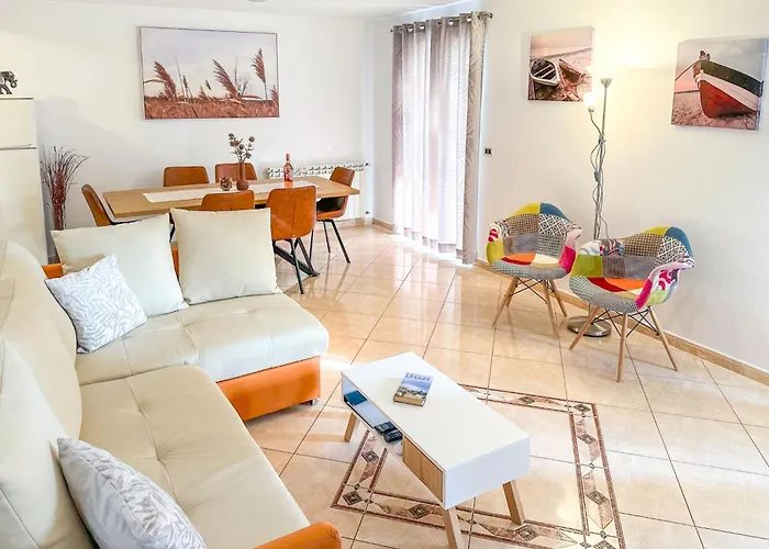 Cancar-1 By Interhome Lejlighed *