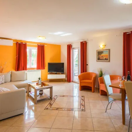 Cancar-1 By Interhome